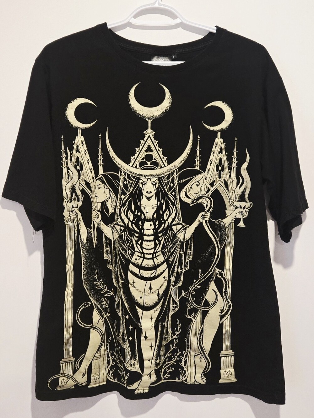 🌙 Restyle Goddess Hecate Oversized Tee 🖤
